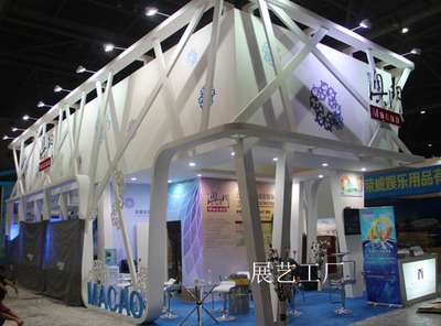 如何選擇資深展覽展示服務商？成都展藝展覽展示制作工廠解析